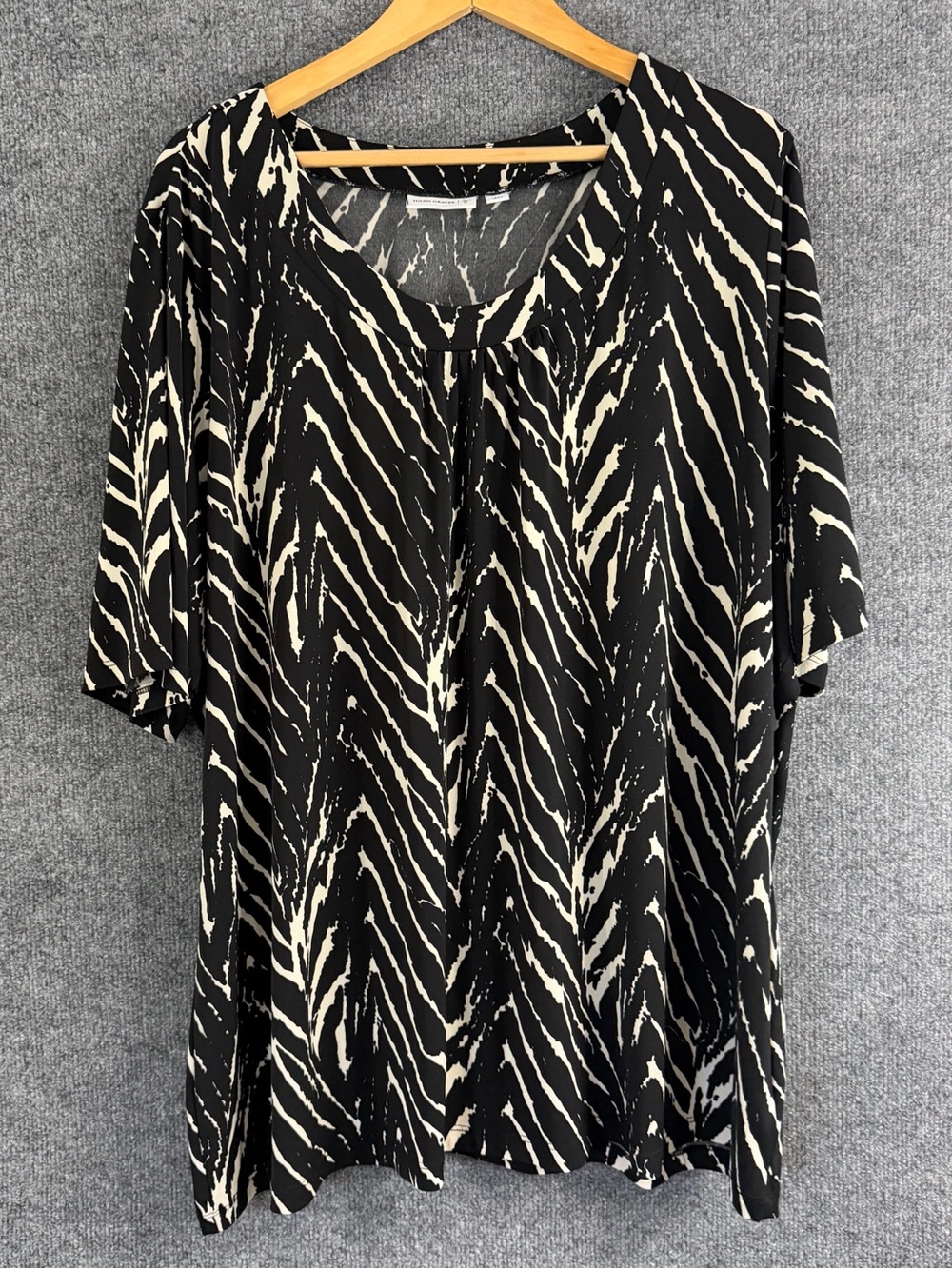 Susan Graver Womens 3X Liquid Knit Top Black Beige Elbow Sleeve Office Casual